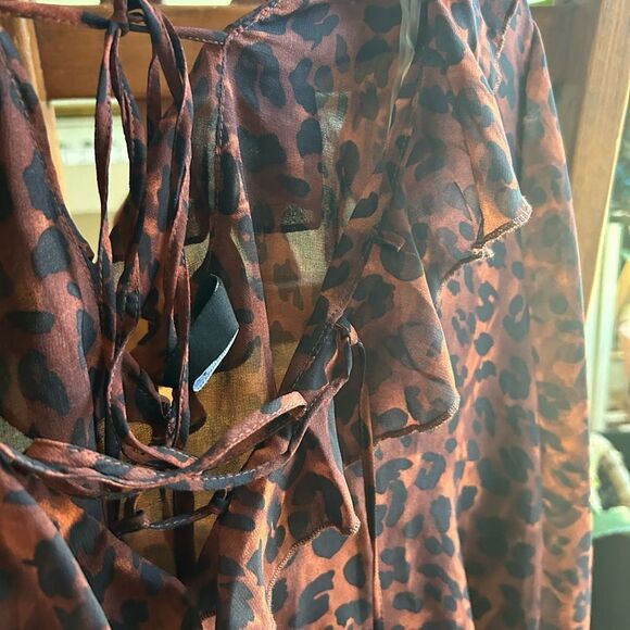 Amisu Brown and Black Sheer Ruffled Tie Front Blouse XS - Picture 7 of 15